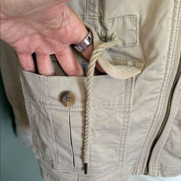 Express Light Taupe Versatile Utility Jacket - Picture 8 of 14